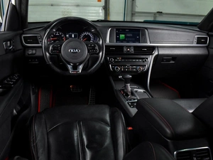 Седан Kia Optima 2016 года, 2055000 рублей, Воронеж