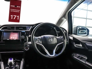 Универсал Honda Shuttle 2016 года, 1200000 рублей, Красноярск