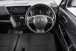 Хетчбэк Nissan Dayz Roox 2018 года, 909000 рублей, Красноярск