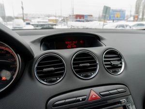 Хетчбэк Peugeot 308 2012 года, 699000 рублей, Саратов