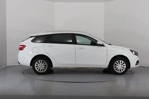 Универсал ВАЗ (LADA) Vesta 2021 года, 1240000 рублей, Брянск