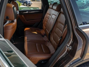 Внедорожник Volkswagen Touareg 2014 года, 2340000 рублей, Краснодар