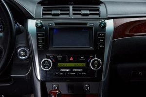 Седан Toyota Camry 2014 года, 1699000 рублей, Красноярск