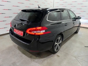 Универсал Peugeot 308 2015 года, 995000 рублей, Красноярск