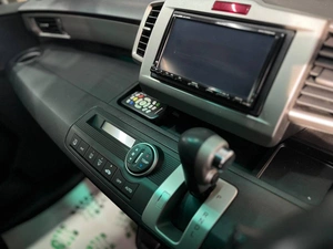 Минивэн Honda Freed 2011 года, 949000 рублей, Красноярск