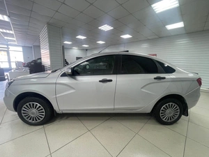 Седан ВАЗ (LADA) Vesta 2018 года, 780000 рублей, Ачинск