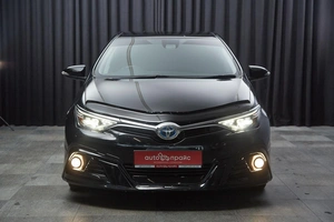 Хетчбэк Toyota Auris 2016 года, 1550000 рублей, Красноярск