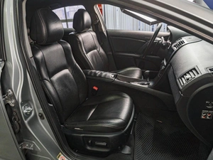 Седан Toyota Avensis 2009 года, 1159000 рублей, Тюмень