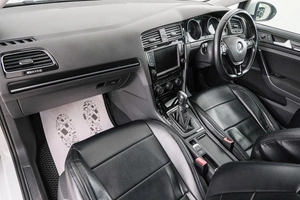 Универсал Volkswagen Golf 2014 года, 1199000 рублей, Красноярск