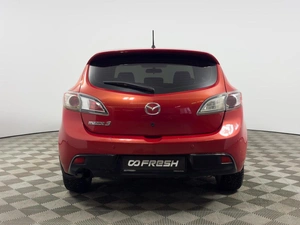 Хетчбэк Mazda 3 2009 года, 716100 рублей, Казань