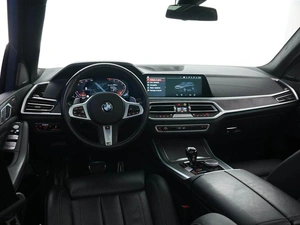 Внедорожник BMW X7 2021 года, 8299324 рублей, Москва