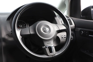 Минивэн Volkswagen Touran 2012 года, 1249000 рублей, Новосибирск