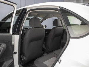 Седан Volkswagen Polo 2012 года, 640000 рублей, Омск