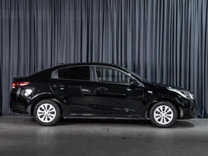 Седан Kia Rio 2017 года, 1325000 рублей, Волгоград