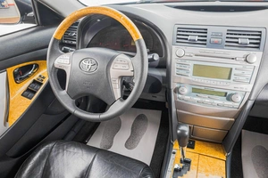 Седан Toyota Camry 2006 года, 1049000 рублей, Барнаул