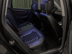 Универсал Volkswagen Passat 2011 года, 1150000 рублей, Красноярск