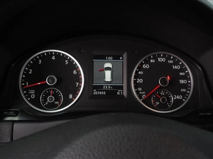 Внедорожник Volkswagen Tiguan 2014 года, 1289000 рублей, Воронеж
