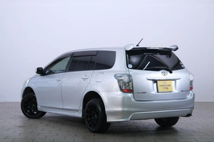 Универсал Toyota Corolla Fielder 2010 года, 1089000 рублей, Омск