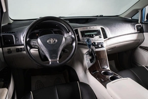 Внедорожник Toyota Venza 2009 года, 1499000 рублей, Сургут