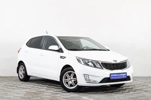 Хетчбэк Kia Rio 2013 года, 819000 рублей, Сургут