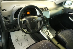 Седан Toyota Corolla 2010 года, 1139000 рублей, Омск