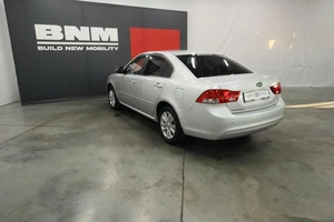 Седан Kia Magentis 2010 года, 1040000 рублей, Курск
