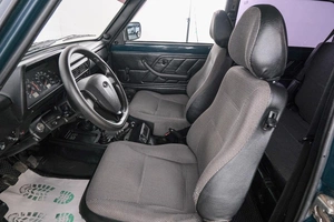 Внедорожник ВАЗ (LADA) 4x4 (Нива) 2010 года, 619000 рублей, Красноярск