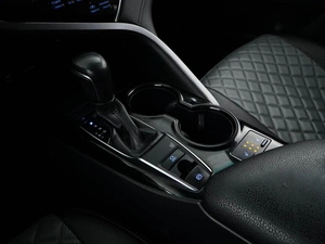 Седан Toyota Camry 2019 года, 2225055 рублей, Москва