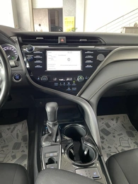 Седан Toyota Camry 2019 года, 2187000 рублей, Солонцы