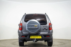 Внедорожник Chevrolet Niva 2012 года, 559000 рублей, Оренбург