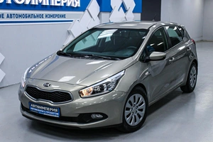 Хетчбэк Kia Ceed 2012 года, 918000 рублей, Солонцы