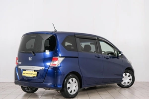 Минивэн Honda Freed 2015 года, 1299000 рублей, Красноярск