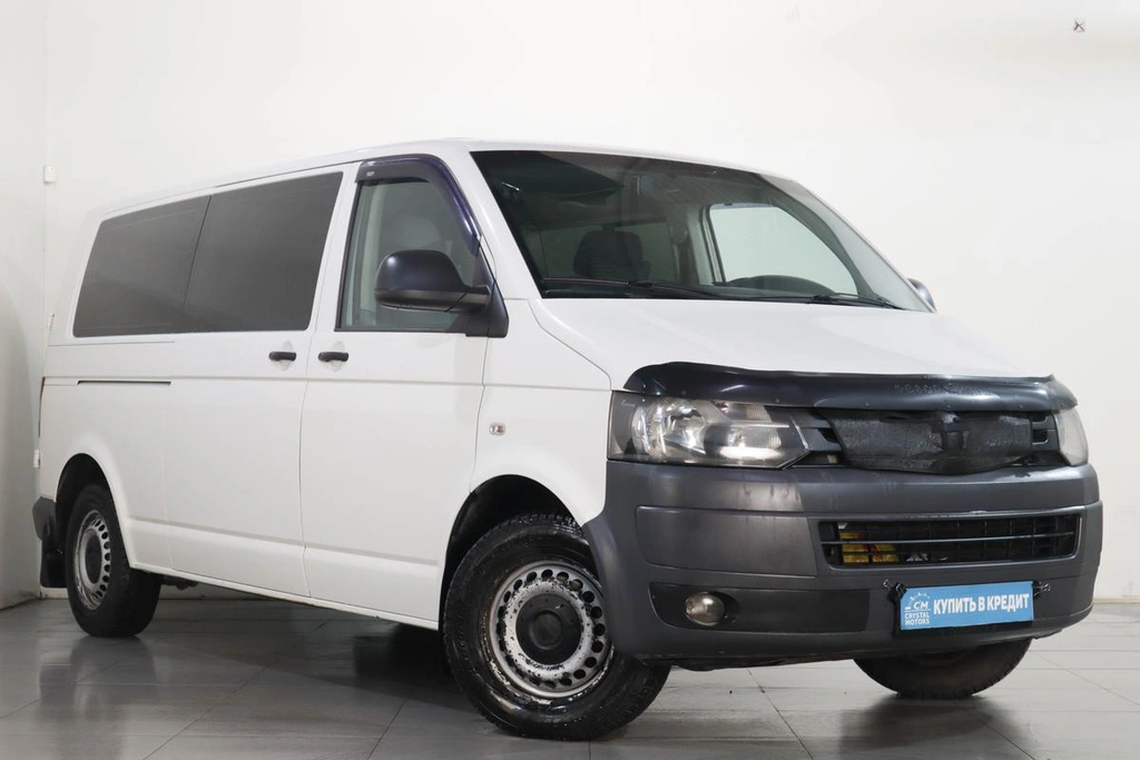 Минивэн Volkswagen Caravelle 2013 года, 1869000 рублей, Челябинск
