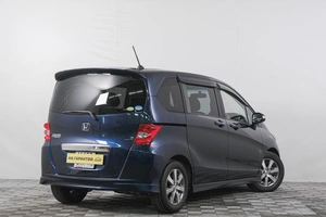 Минивэн Honda Freed 2010 года, 999000 рублей, Кемерово