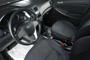 Седан Hyundai Solaris 2014 года, 969000 рублей, Тюмень