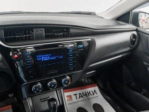 Седан Toyota Corolla 2016 года, 1275000 рублей, Красноярск