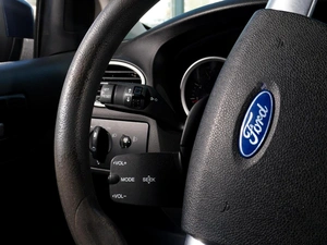 Седан Ford Focus 2009 года, 530111 рублей, Тверь