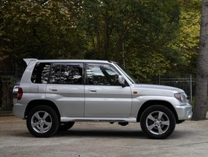 Внедорожник Mitsubishi Pajero iO 2000 года, 979000 рублей, Большой Сочи