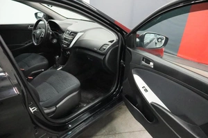 Седан Hyundai Solaris 2015 года, 1100000 рублей, Курск
