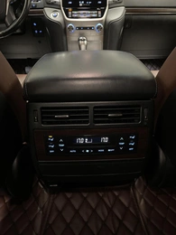 Внедорожник Toyota Land Cruiser 2018 года, 8600000 рублей, Красноярск