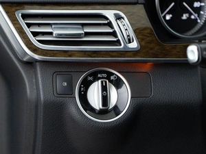 Седан Mercedes-benz E-класс 2013 года, 2421444 рублей, Москва