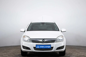 Хетчбэк Opel Astra 2011 года, 759000 рублей, Пермь