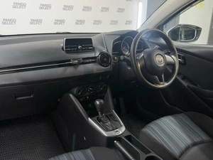 Хетчбэк Mazda Demio 2015 года, 855000 рублей, Красноярск