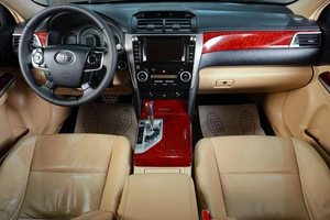 Седан Toyota Camry 2011 года, 1759000 рублей, Тюмень