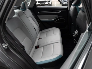 Седан Geely Emgrand 2023 года, 1700000 рублей, Краснодар