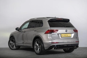 Внедорожник Volkswagen Tiguan 2018 года, 3159000 рублей, Томск