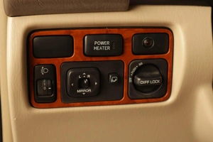 Внедорожник Toyota Land Cruiser 2003 года, 1879000 рублей, Челябинск