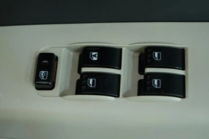 Хетчбэк Toyota Passo 2009 года, 629000 рублей, Омск