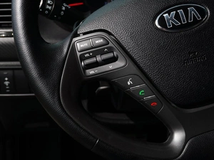 Седан Kia Cerato 2015 года, 1339999 рублей, Тверь
