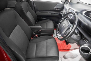 Минивэн Toyota Sienta 2020 года, 1289000 рублей, Барнаул